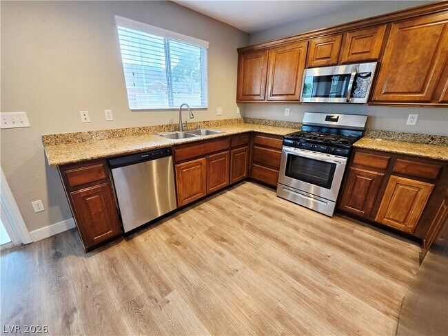 Building Photo - 8327 Fort Hallock Ave