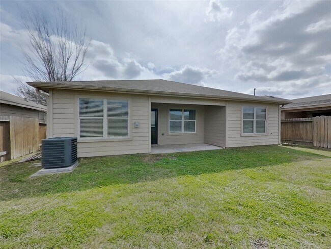 Building Photo - 815 Marigold Rd