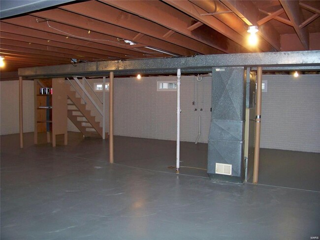 Building Photo - 4828 Danebury Dr