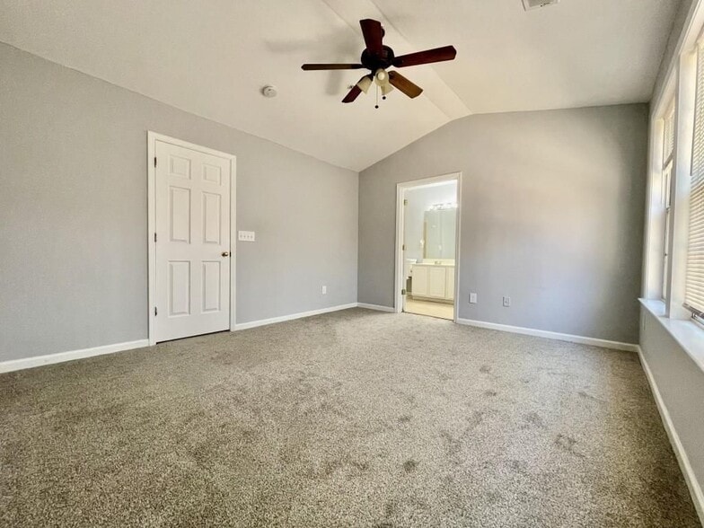 Building Photo - 2758 Ashleigh Ln