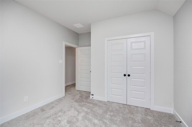 Building Photo - 24130 Elkhorn Gln Ln