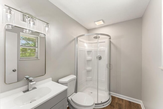 Building Photo - 7308 Meadowbrook Cir