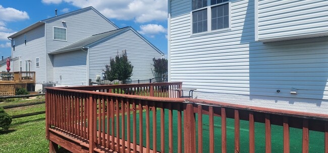 Building Photo - 9810 Cannonball Ct