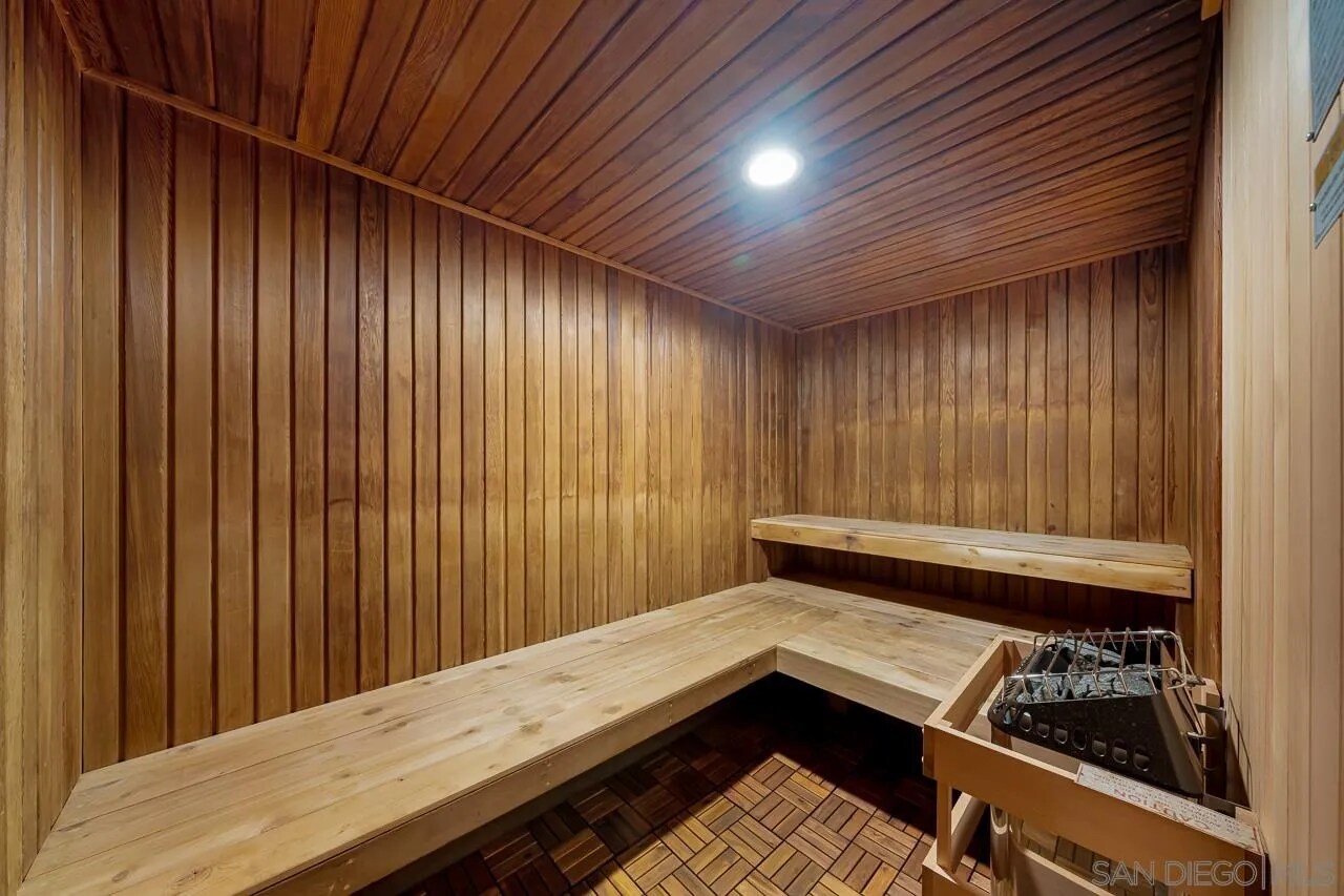 Building Photo - 12015 Alta Carmel Ct