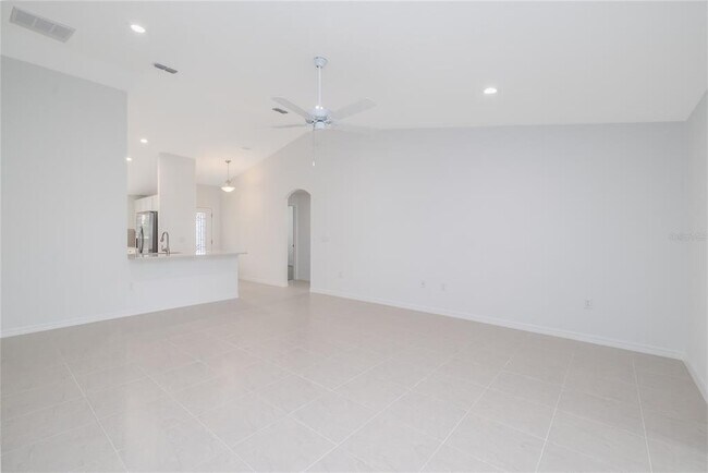 Building Photo - 40 Butternut Dr