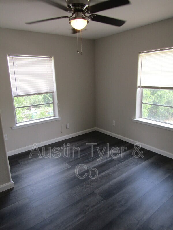 Building Photo - 2983B Smith St