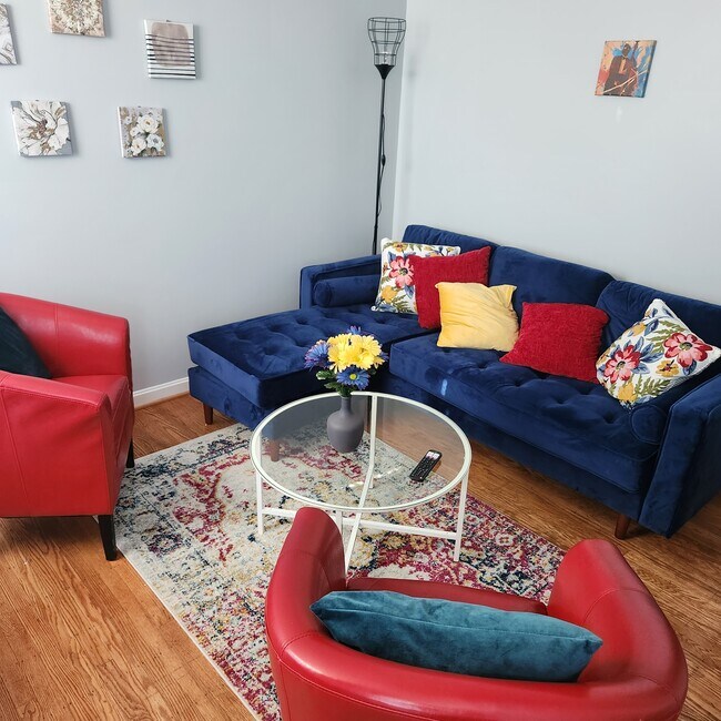 Primary Photo - 310 Folcroft St