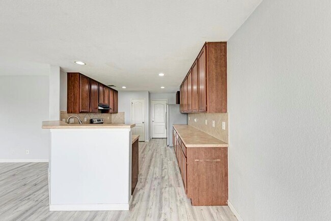 Building Photo - 530 Sheep Trail Dr