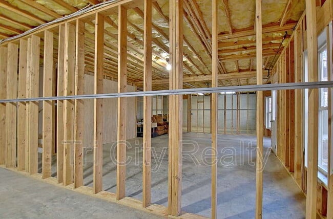 Building Photo - 175 Ridgeway Ct