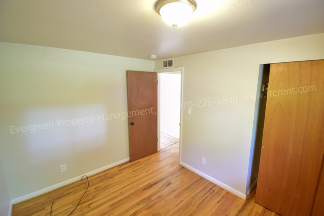 Building Photo - 3-Bedroom House Near City Park!