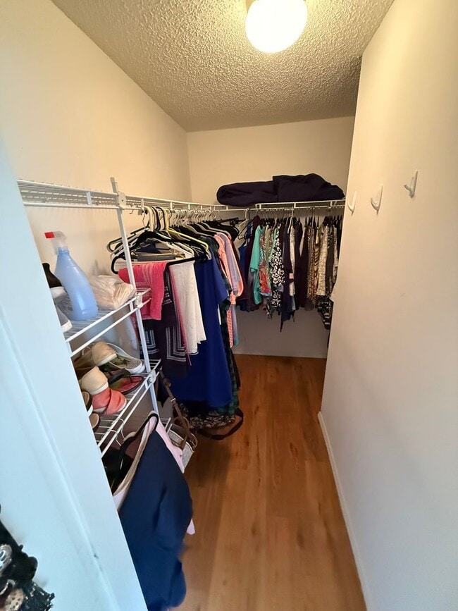 Building Photo - Charming SEASONAL 2+2 Villa in the Village of Sabal Chase