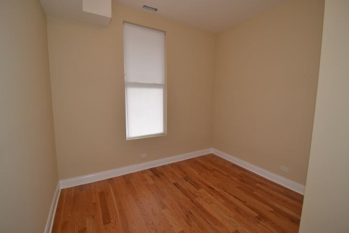 Building Photo - 1738 W Huron St