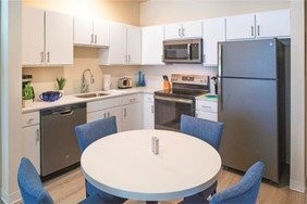 Kitchen - WaterWalk Kansas City-Overland Park