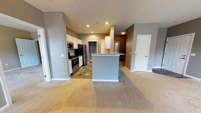 Building Photo - Second Floor Front Facing 2 Bedroom in a G...