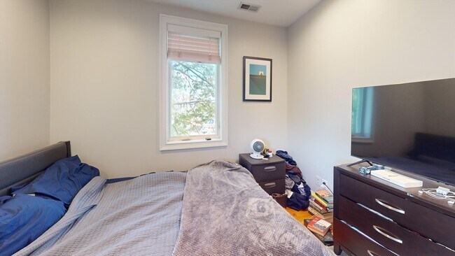 Building Photo - 57 Preble St