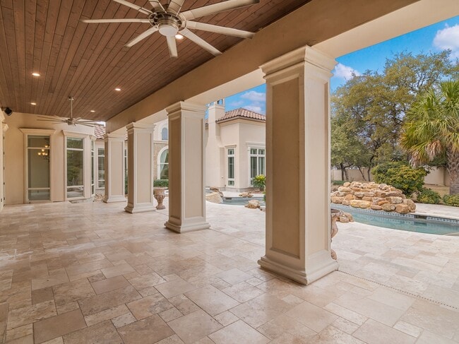 Building Photo - 202 Wellesley Loop