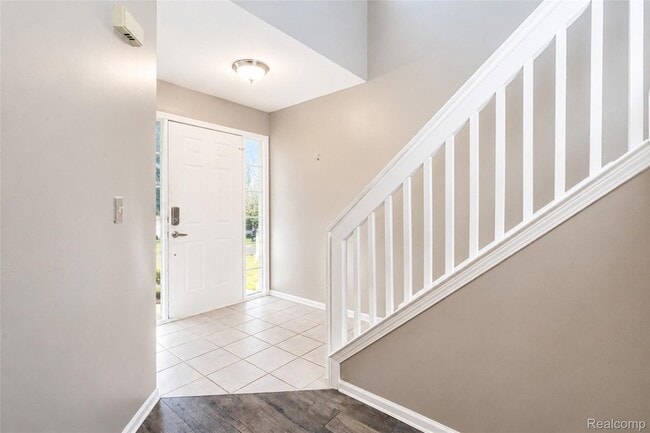 Building Photo - 22733 Coachlight Cir