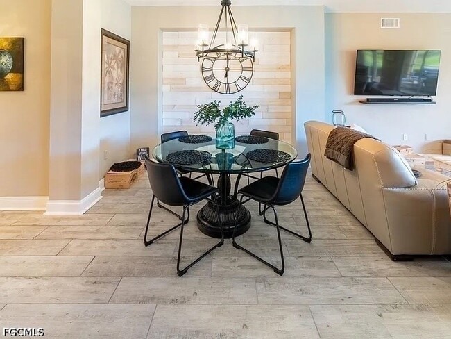 Building Photo - 23084 Lone Oak Dr