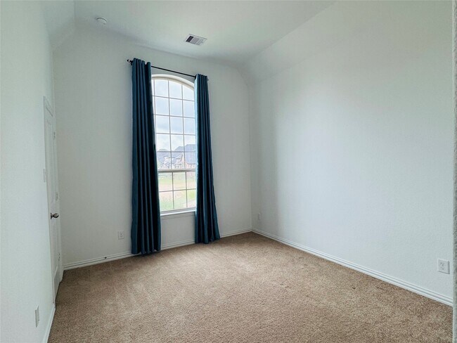 Building Photo - 8403 Terrace Valley Cir