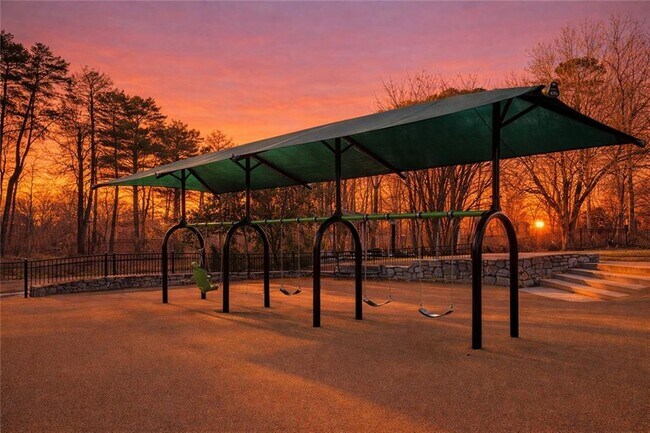 Building Photo - 1375 Walking Wy