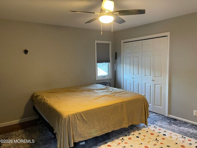 Building Photo - 162 S Linden Ave