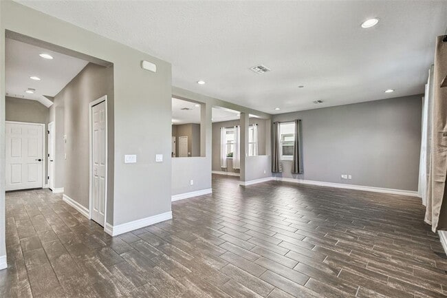 Building Photo - 33181 Shadow Branch Ln