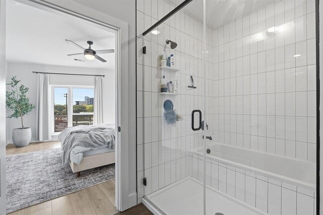 Building Photo - 2220 Webberville Rd