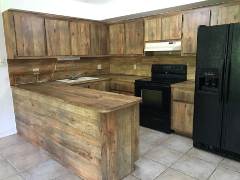 Building Photo - 187 NE 6th Ct