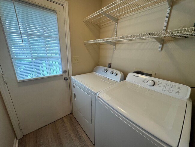 Building Photo - Myrtle Beach - 2 Bedroom / 2 Bathroom Town...