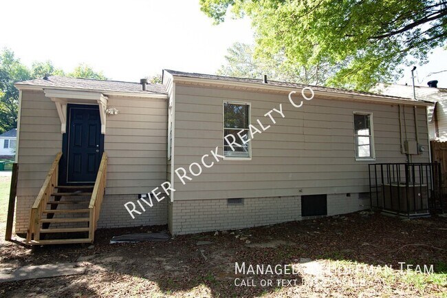 Building Photo - 1409 S Jackson St