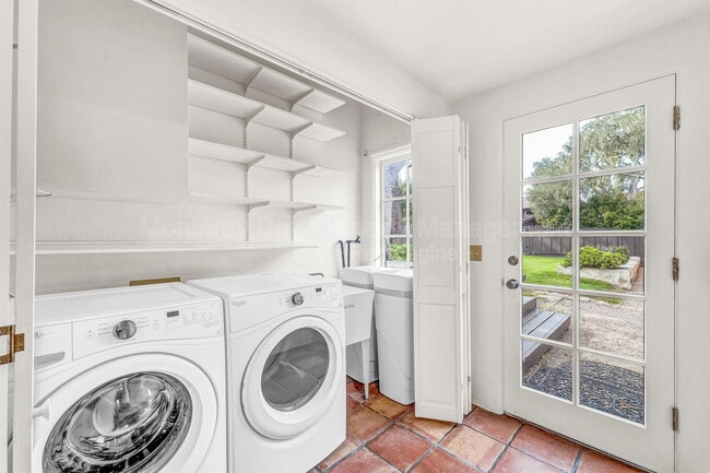 Building Photo - 940 14th St