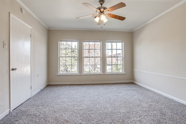 Building Photo - 4303 Emerson Ave