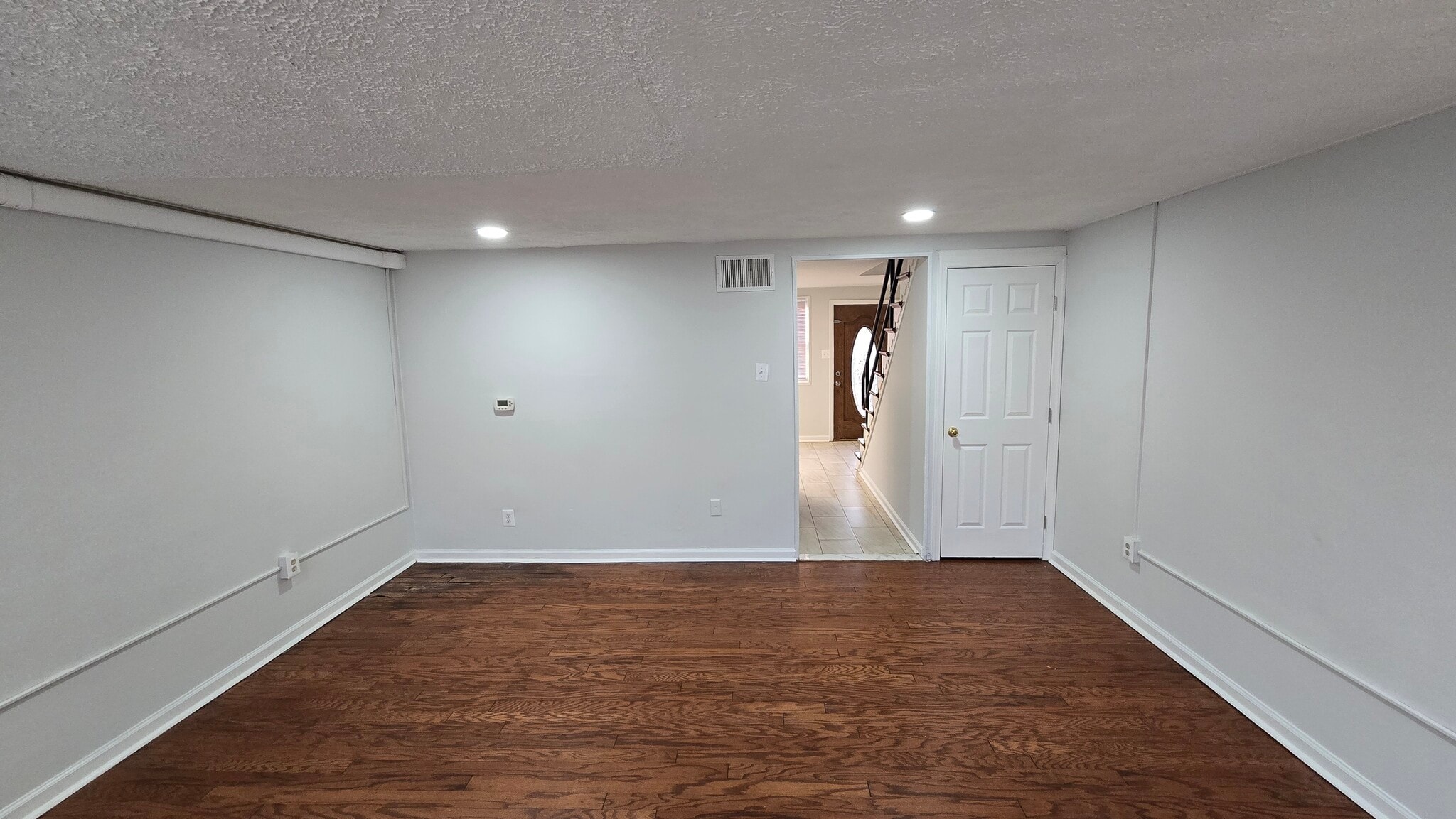 Building Photo - 437 Caledonia Ave