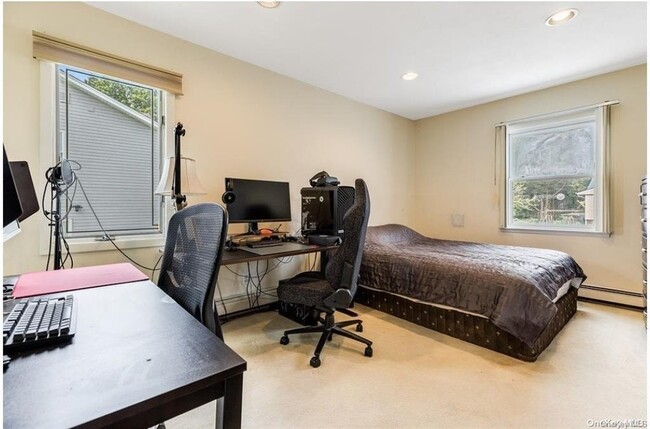 Building Photo - 261 Gramercy Dr