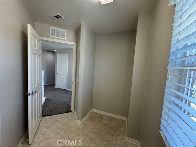 Building Photo - 3469 Presidio Ln