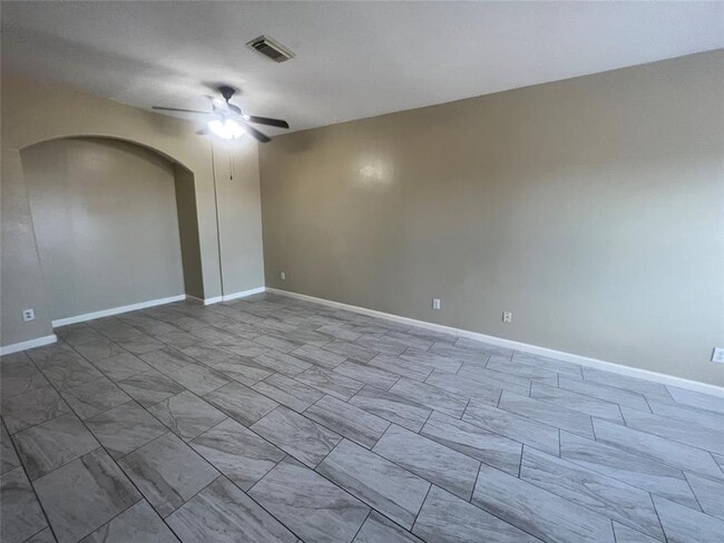 Building Photo - 11618 Champions Green Dr