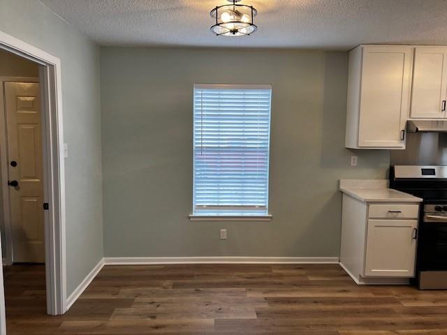 Building Photo - 2056 Mesa Dr