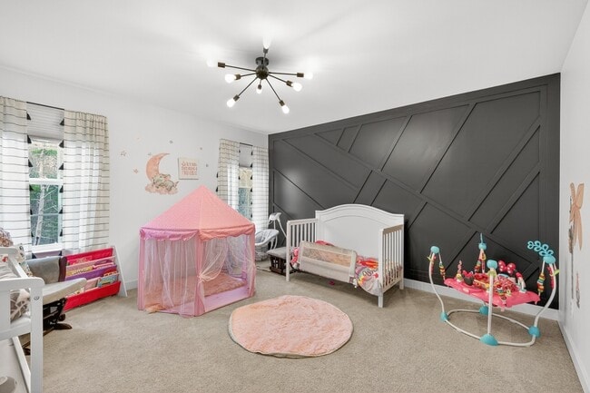 Building Photo - 1635 Lila Dr