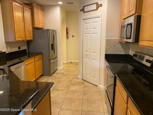 Building Photo - 491 Easton Forest Cir SE