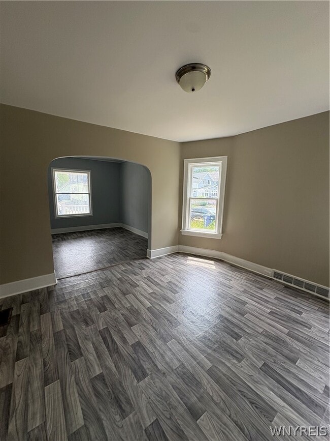 Building Photo - 233 Laird Ave