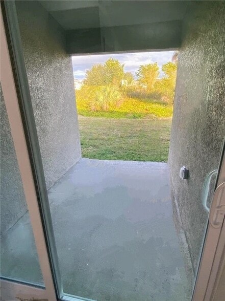 Building Photo - 5010 Locke Ln