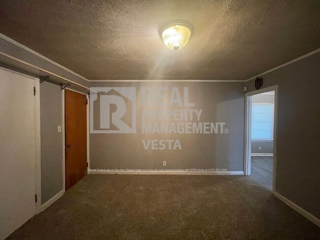 Building Photo - 2674 Pauladale Dr