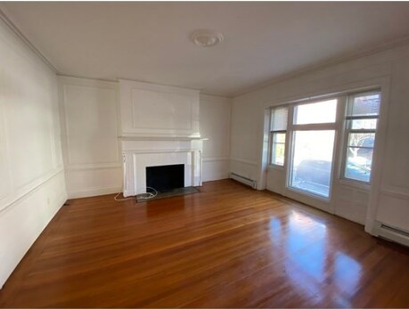 Building Photo - 354 Tappan St