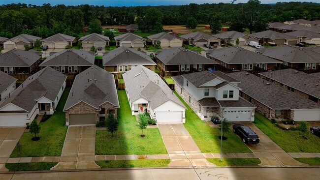 Building Photo - 9857 Gln Brk Ln