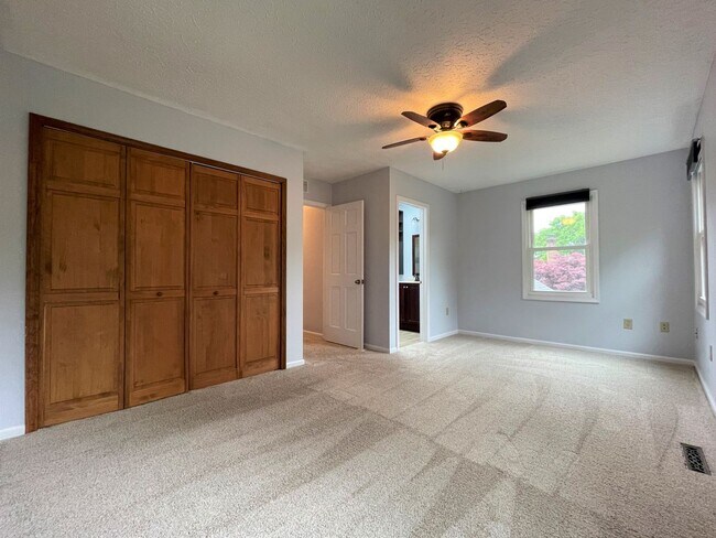 Building Photo - 6908 Gullway Bay Dr