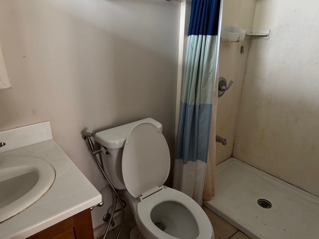 Building Photo - 2739 Hillside Ave