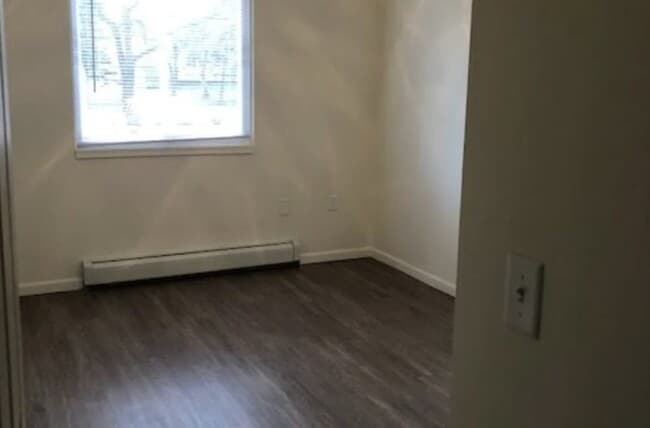 Building Photo - 424 Franklin St