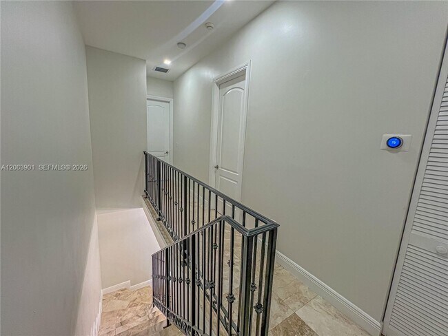 Building Photo - 3850 NE 168th St