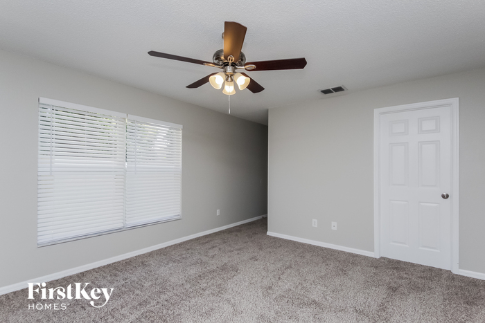 Building Photo - 13083 Ruidosa Loop
