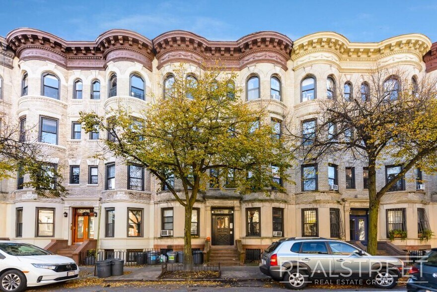 Primary Photo - Lovely 2 BED in Park Slope near Prospect Park